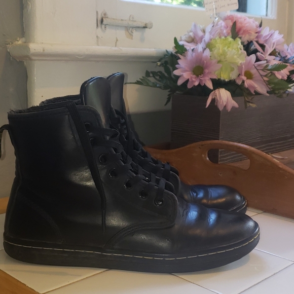 sheridan women's matte casual boots